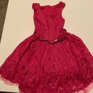 Dark pink girls dress with belt